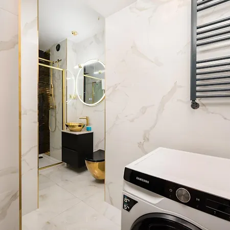 Wola Norblin Deluxe Apartment