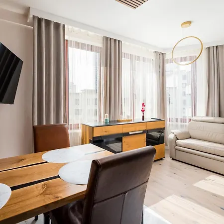 Wola Norblin Deluxe Apartment Warsaw