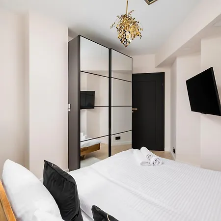 Apartment Wola Norblin Deluxe