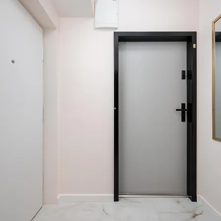 Wola Norblin Deluxe Varşova